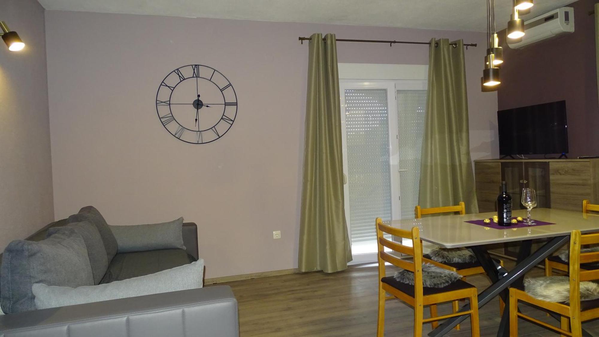 Apartments Luna Sukošan Εξωτερικό φωτογραφία