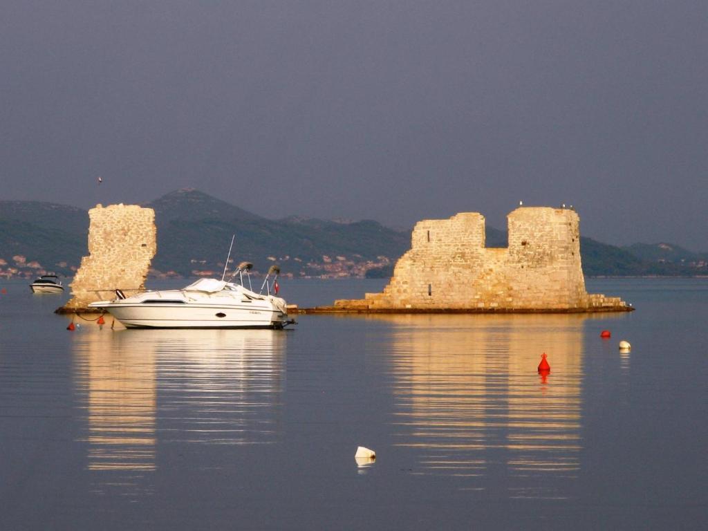 Apartments Luna Sukošan Εξωτερικό φωτογραφία